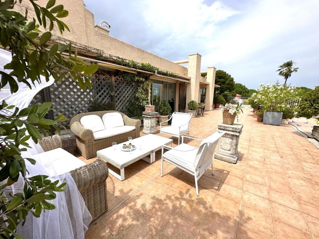 Panoramic Sea View Penthouse With Jacuzzi And 450 Sqm Terrace Διαμέρισμα Αντίμπ Εξωτερικό φωτογραφία